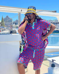 1 can, 410g all gold diced tomatoes; Aka To Host Laduma Ngxokolo On His Show The Braai Show Celebs Now