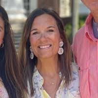 Melissa Mayfield's Instagram, Twitter & Facebook