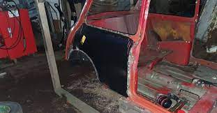Rear Quarter And Door Step Fully Welded In Outer Sill Next Then Then The Same The Other Side Door Steps Weld The Other Side