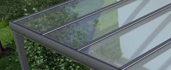 Terrassenuberdachung Reinigen So Geht S Das Rexin Magazin Uberdachung Terrasse Terrasse Reinigen Terrassenuberdachung