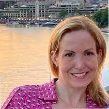 Heidi Coons's Instagram, Twitter & Facebook