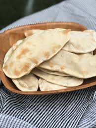 Quick And Easy Pita Bread Recipe Skint Dad Recipe Pita Bread Pita Bread Recipe Yogurt Bread