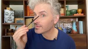 These are the tips and tricks you need to properly groom your eyebrows