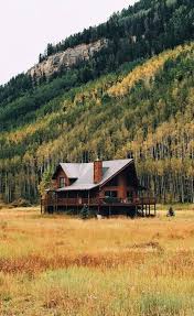 Epingle Par Gabriel Lavigne Sur Maison Chalet Bois Chalet Maison Isolee