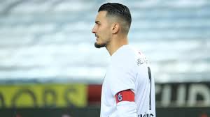 Uğurcan çakır'ın annesi, gülsüm çakır, babası ise mustafa çakır'dır. Ugurcan Cakir Ugurcan Cakir I Cok Begeniyorum Kaleci Pozisyonunda Gorev Almakta Olup Super Lig Takimlarindan Trabzonspor Da Forma Giymektedir Morgaine Roux