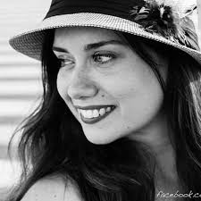 Veronica Rossi (@veritorossi) • Threads, Say more