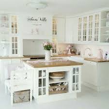 Pin By Nadia Usai Interieurs On Kuchynky Snu French Cottage Kitchen Home Kitchens Cottage Kitchens