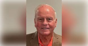 Lynn Bergen's Instagram, Twitter & Facebook