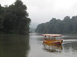 Harga tiket masuk ke cagar alam ini juga sangat terjangkau sehingga anda tak perlu khawatir harus menguras kantong. Wisata Ziarah Panjalu Ciamis Wajib Dikunjungi Gerai News