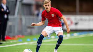 Marcus holmgren pedersen (born 16 june 2000) is a norwegian footballer who plays as a right back for norwegian club molde fk. Marcus Holmgren Pedersen Spielerprofil 21 22 Transfermarkt