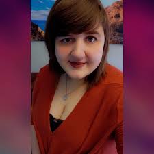 Mechanic for oil change with supplied parts