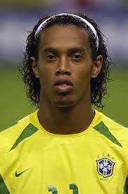 Before his retirement in 2018, the man had played for various teams. 800 Ideas De Ronaldinho En 2021 Futbol Fotos De Futbol Ronaldinho