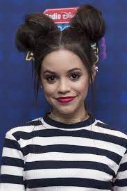 Maddie Ziegler S Parted Half Ponytail Is The Easiest And Cutest Back To School Hairstyle Kids Hairstyles Girls Hairstyles Easy Hair Styles