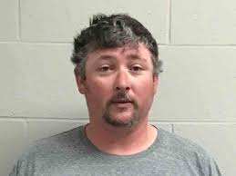 Damien Dickson's Instagram, Twitter & Facebook