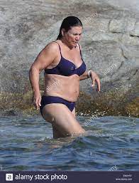 M + l add to cart. 19 August 2011 Corsica Anne Sinclair Auf Korsika Ankommen Einen Urlaub Mit Ein Paar Freunden Zu Geniessen Stockfotografie Alamy
