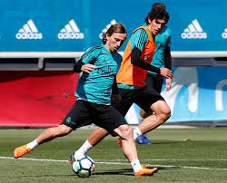 The croatia midfielder, 35, stepped up with a sumptuous finish at hampden park. Luka Modric Shows Off Odd Modified Nike Mercurial 360 2018 World Cup Boots Footy Headlines