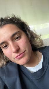 AIDA REDRU @LUCIADELAPUERTA tengo un mensaje para vosotras JAJAJAJAJA...