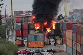 We did not find results for: Incendio De Grandes Proporcoes Atinge Conteineres Em Porto Na Zona Sul De Manaus Amazonas G1