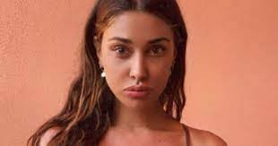 Belen rodriguez and the unpublished confession about her daughter. Belen Rodriguez Spopola Su Instagram Con La Foto In Costume