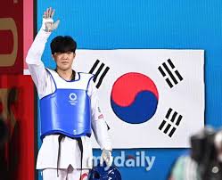그만큼 독보적인 실력과 센스를 갖추고 있다는 뜻이다. Cwzwdf Phwbinm