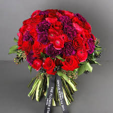 From mother's day arrangements in bristol to valentine's day bouquets in london. Love Affaire Romantic Bouquet Of Roses Same Day Flowers London