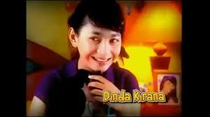 Dinda kirana sukmawati atau lebih akrab kita kenal dengan nama dinda kirana, lahir pada tanggal setelah bermain di kepompong, ia pun kembali dipercaya untuk bermain di ulat kepompong oleh. Melihat Perjalanan Karier Dinda Kirana Pemain Sinetron Kepompong Kumparan Com