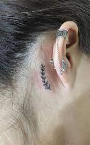14 Tattoos Behind The Ear Ideal If You Want Something Subtle And Feminine Tattoos Cool Tattoos Tiny Tattoos