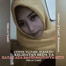 Animasi Cewek Pake Jilbab Itu Kelihatan Beda Ya Kayak Ada Manis Manisnya Gitu Animasi Gambar Kayak