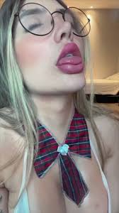 Aline Faria PRIVACYCLOSE FANSs Video on X