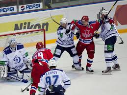 Встреча завершилась со счетом 1:0. Hokkej Khl Dinamo Cska Gonka Za Liderom Mk