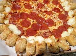 Chain Reaction Pizza Hut Cheesy Bites Pizza Diy Food Recipes Food Organic Food Delivery