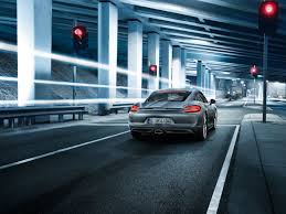 The New Cayman With Six Speed Manual Gearbox Accelerates From 0 To 100 Km H In 5 7 Seconds And Reaches A Top Speed Of 266 Km H L New Porsche Cayman Cayman Gt4