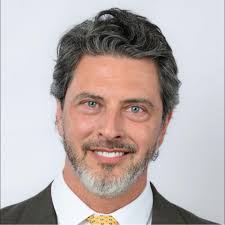 Does anyone live in the Reynolds Farm Apartments?