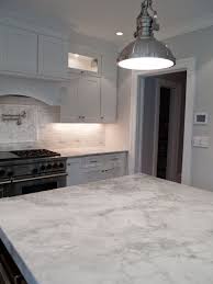 Pin By Diana Gutierrez On Dream Kitchen White Granite Countertops Super White Granite Granite Kitchen