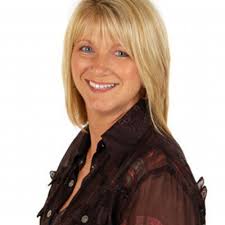 Denise Wright (@DWrightNails)