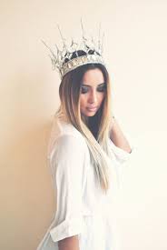 True Blue Me You Diys For Creatives Bloglovin Snow Queen Ice Queen Costume Queen Crown