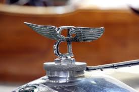 May 15, 2014 · lincoln was also known for their silvery greyhound hood ornament extended at full speed, which stood to symbolise the company's speed and grace, and beauty and endurance. 3. Vintage Bentley Hood Ornament Hoodornament Cars Hood Ornaments Vintage Ornaments