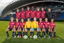 Flashscore.com offers clermont livescore, final and partial results, standings and match details (goal scorers. Clermont Foot 63 Club Football Entente Sportive Maintenon Pierres Footeo