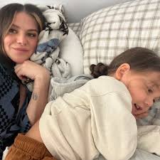 I ain't shit without my family. 🖤 I can only hope that I give the same  strength to them when they need it as they gave to me this weekend.  Niawenhkowa to (