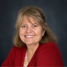 Le gouvernement organise le retour des assiettes et couverts en plastique  dans les cantines et provoque un tollé