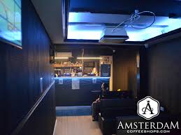 Don't confuse buying gourmet wholesale coffee beans in bulk with buying cheap coffee. The Plug Coffeeshop Amsterdam Centrum Amsterdamcoffeeshops Com