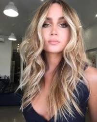 We Can T Deny That Waves Can Make You Look Younger In An Instant However Too Thick Waves Will Make You Look Olde Hair Contouring Long Hair Styles Hair Styles