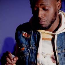 What time do truckers wake up?