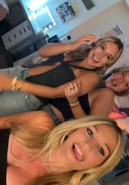 Emerson Ivy and Sydney