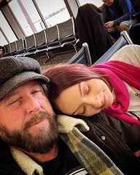 Finally home after an amazing weekend of shows. It's mind blowing how many  of you took time to write something nice or to post pictures for my  birthday. Forever grateful. Thank you.