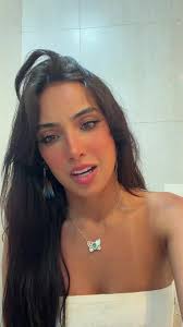 Reflexões sobre Beleza e Comparações: O Que Realmente Importa