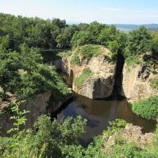 Hegymászó felszerelés, túracipő, túrabakancs, túra hátizsák, hálózsák, ipari alpin webshop, túraruházat stb. Megyer Hegyi Tengerszem Kepek Leiras Velemenyek Szallas Hu Programok