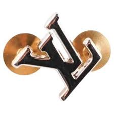 louis vuitton brooch pin