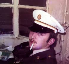 Schwarzhändler, Schmuggler und Raufbolde in Augsburg`s Little America