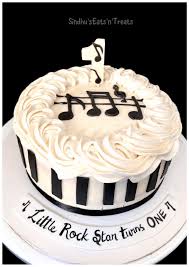 450g buttercream 20cm (8 inch) cake: Music Theme Sindhu S Eats N Treats Home Made With Love Facebook